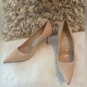 Nude Manolo Blahnik heels